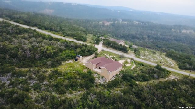 180 County Road 2750, Mico, TX 78056