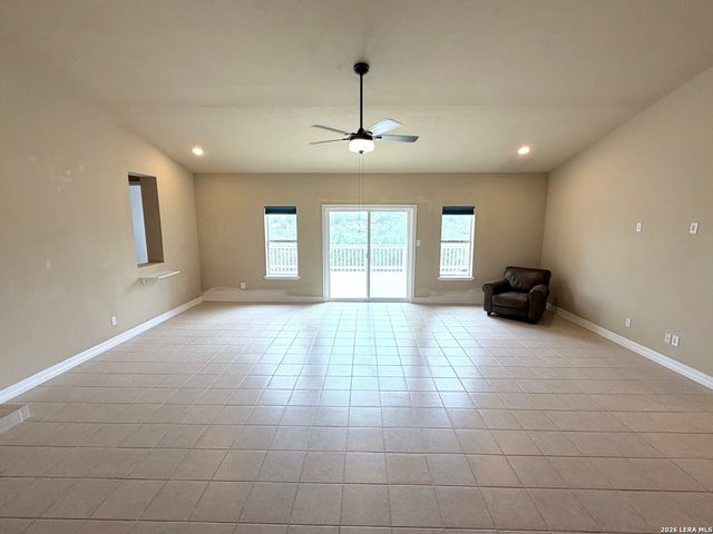 180 County Road 2750, Mico, TX 78056