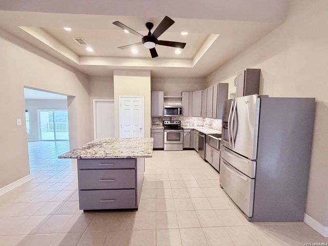 180 County Road 2750, Mico, TX 78056