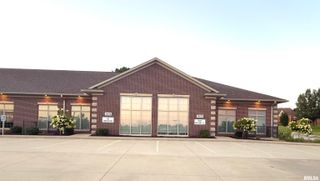 3676 UTICA RIDGE Road # 3682, Bettendorf, IA 52722