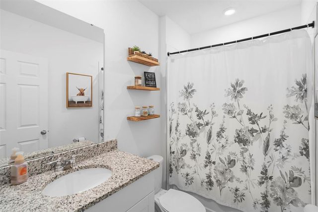 2409 WHITE TAIL STREET, Davenport, FL 33837