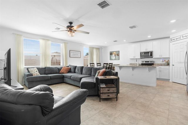 2409 WHITE TAIL STREET, Davenport, FL 33837