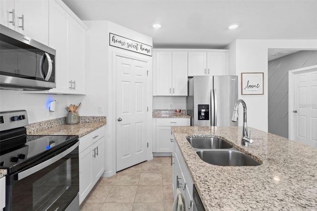 2409 WHITE TAIL STREET, Davenport, FL 33837