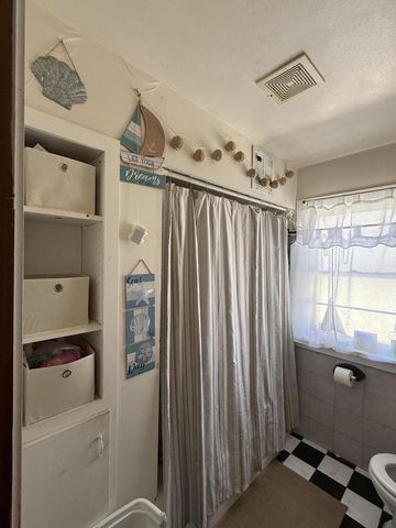 4901 N 65th STREET, Milwaukee, WI 53218