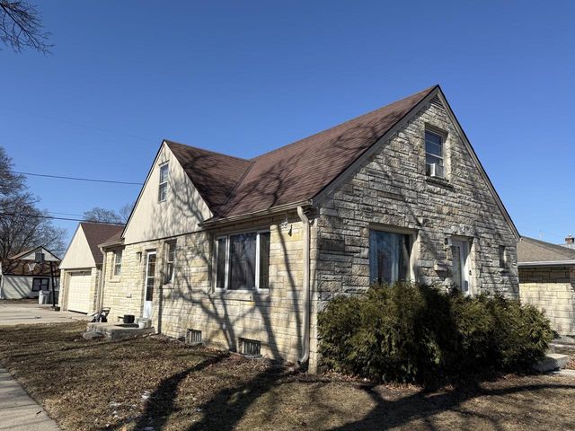 4901 N 65th STREET, Milwaukee, WI 53218