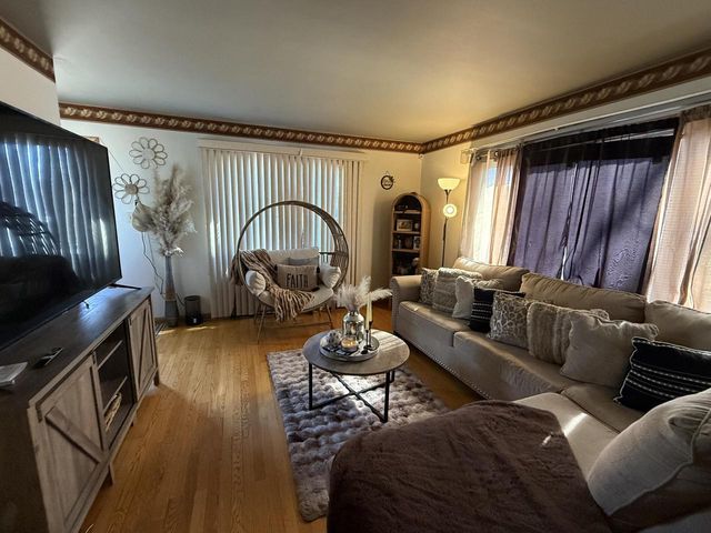 4901 N 65th STREET, Milwaukee, WI 53218