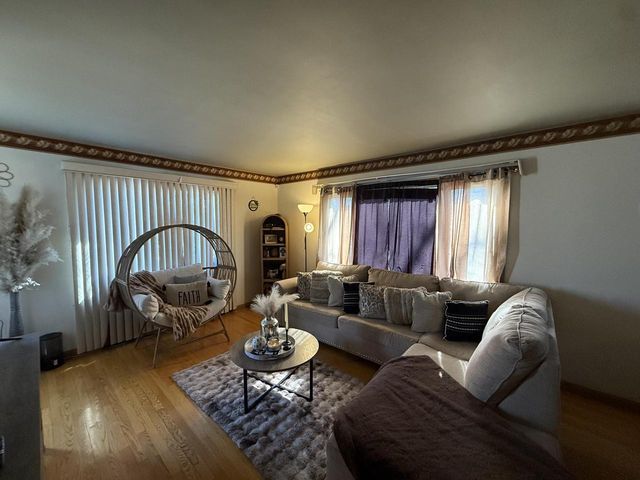 4901 N 65th STREET, Milwaukee, WI 53218