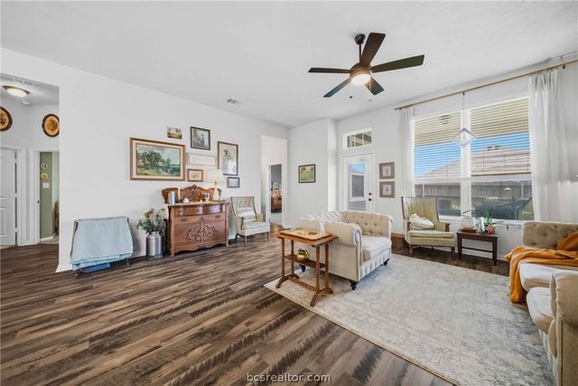 6313 Eldora Drive, College Station, TX 77845