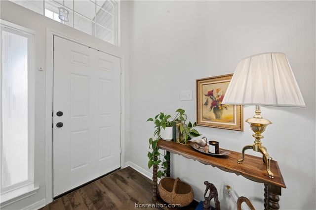 6313 Eldora Drive, College Station, TX 77845