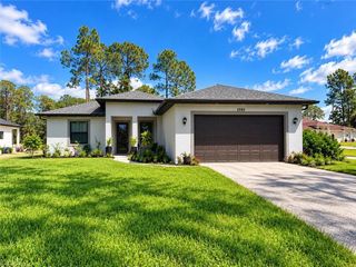 2065 18th AVE NE, Naples, FL 34120