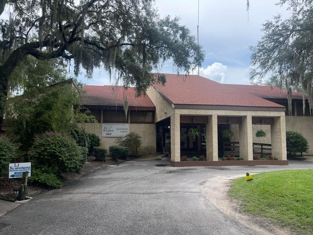 300 Yacht Club Drive UNIT 18, Niceville, FL 32578