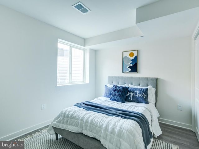 2055 E BIRCH ST, Philadelphia, PA 19134