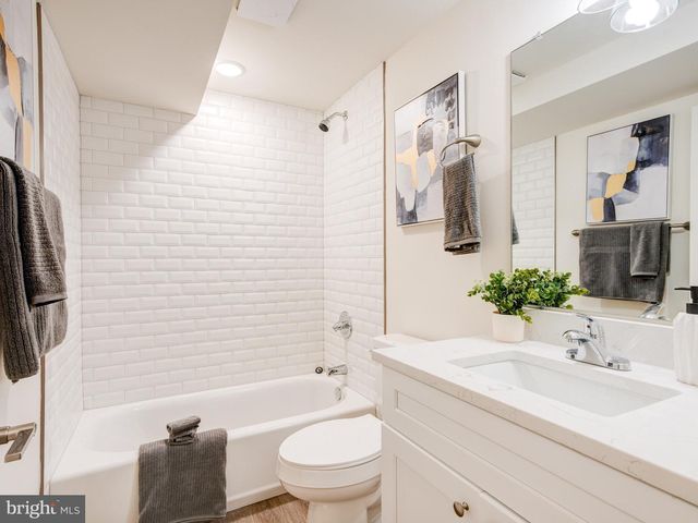 2055 E BIRCH ST, Philadelphia, PA 19134