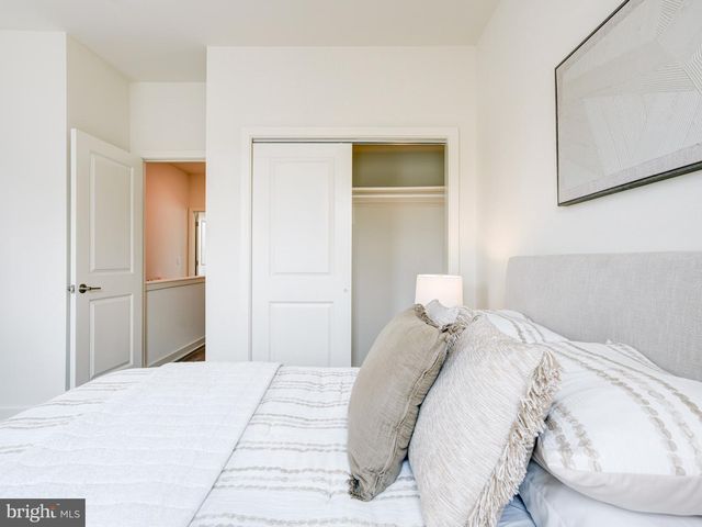 2055 E BIRCH ST, Philadelphia, PA 19134