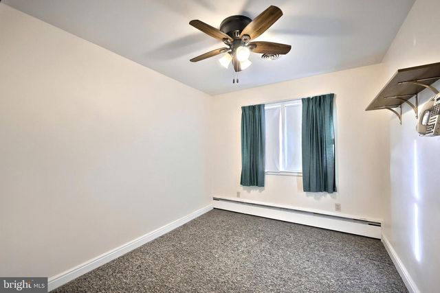 2 S HILL ST, Shrewsbury, PA 17361