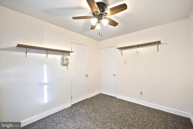 2 S HILL ST, Shrewsbury, PA 17361