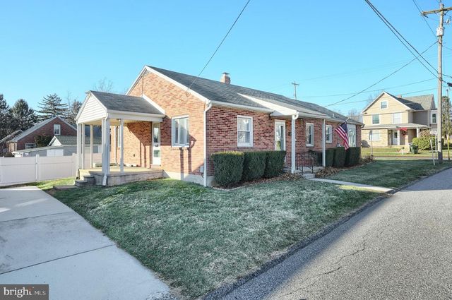 2 S HILL ST, Shrewsbury, PA 17361