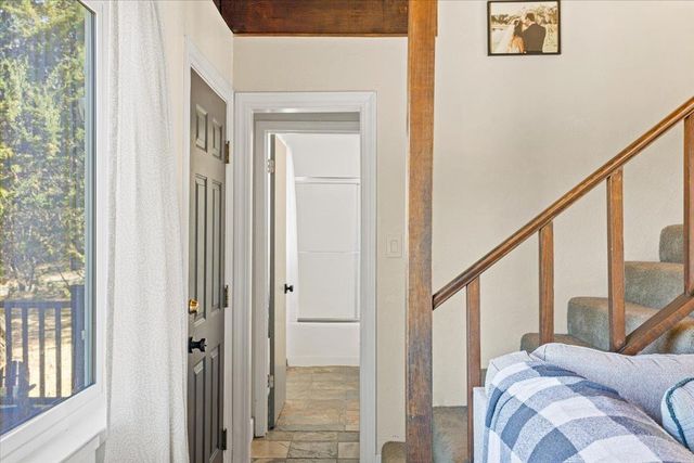 10402 Newtown Rd, Nevada City, CA 95959