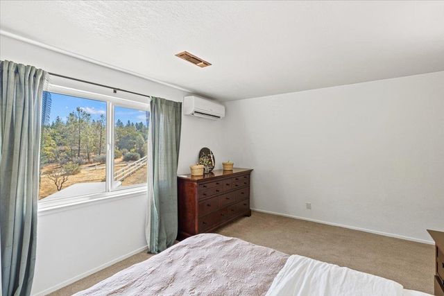 10402 Newtown Rd, Nevada City, CA 95959