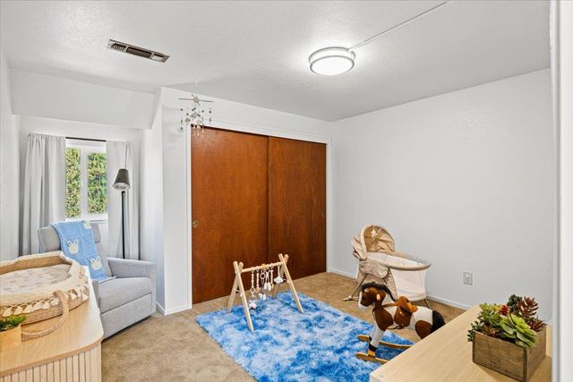 10402 Newtown Rd, Nevada City, CA 95959