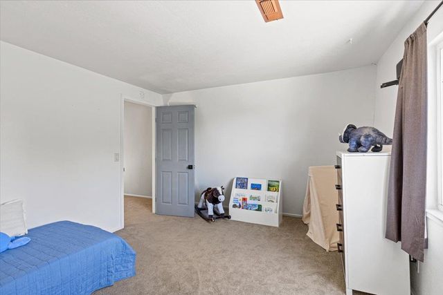 10402 Newtown Rd, Nevada City, CA 95959