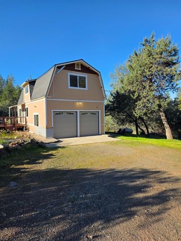 10402 Newtown Rd, Nevada City, CA 95959