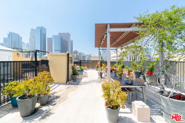 108 W 2nd Street 711, Los Angeles, CA 90012