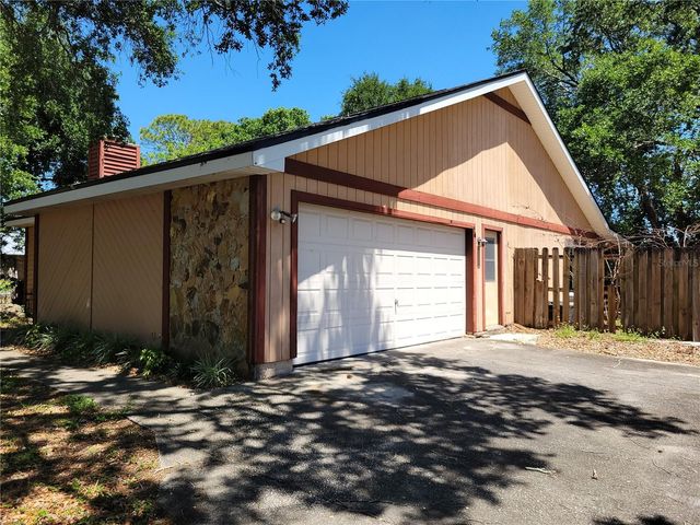 1111 MINA AVENUE NE, Palm Bay, FL 32907