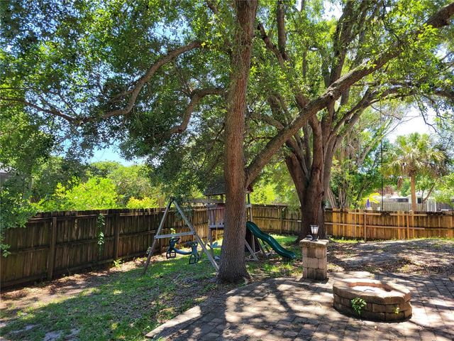 1111 MINA AVENUE NE, Palm Bay, FL 32907