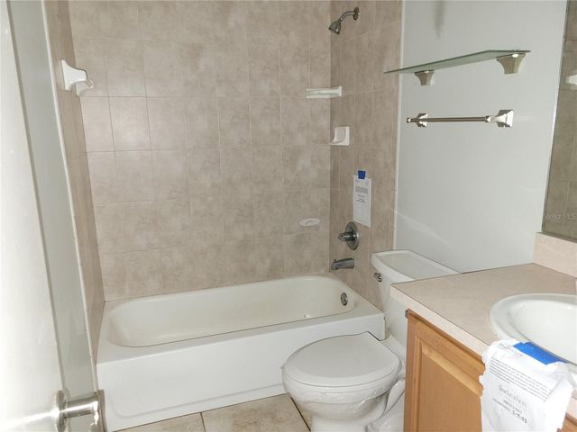 1111 MINA AVENUE NE, Palm Bay, FL 32907