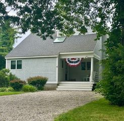 6 Samoset Rd, Bourne, MA 02562