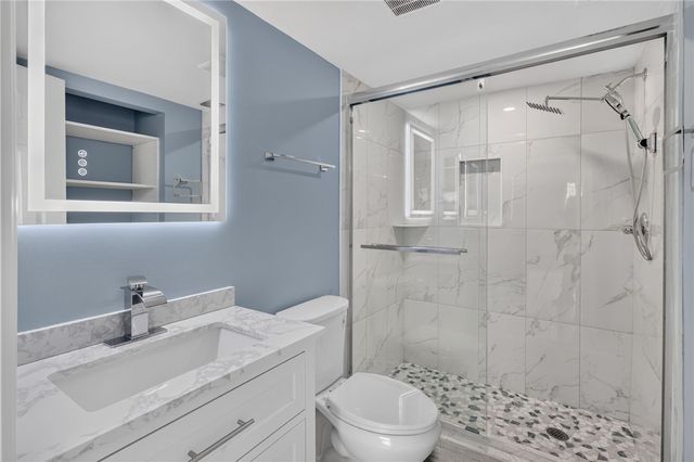 203 Grove Isle Circle 203, Vero Beach, FL 32962