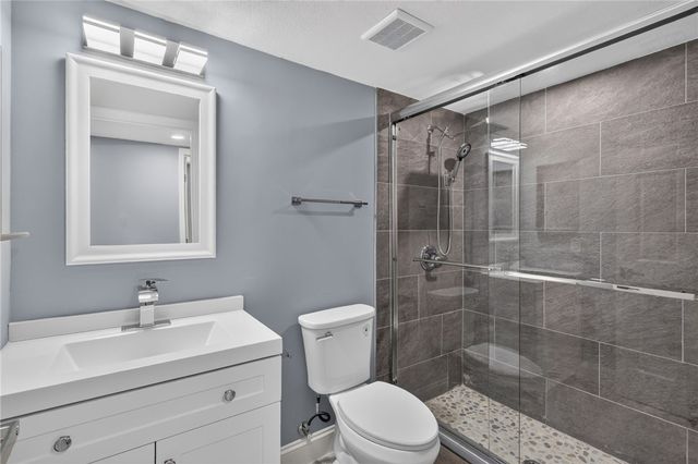 203 Grove Isle Circle 203, Vero Beach, FL 32962