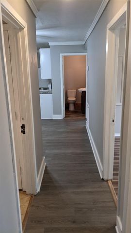 204 3rd ST, San Marcos, TX 78666