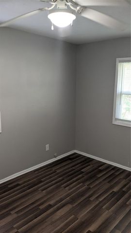 204 3rd ST, San Marcos, TX 78666