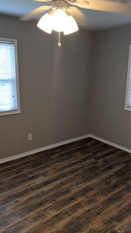 204 3rd ST, San Marcos, TX 78666