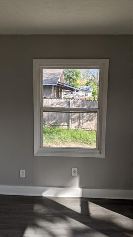 204 3rd ST, San Marcos, TX 78666