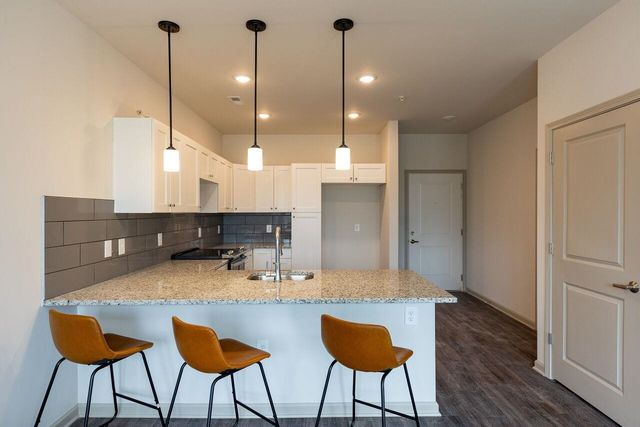 2204 Gathering Square Court, Fuquay Varina, NC 27526