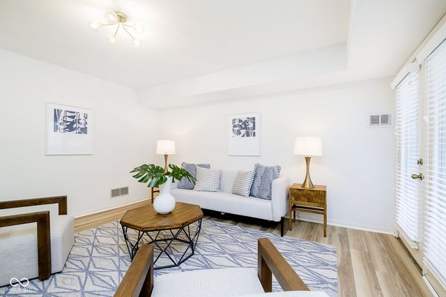 592 E Vermont Street, Indianapolis, IN 46202