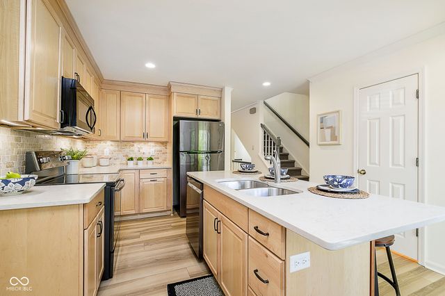 592 E Vermont Street, Indianapolis, IN 46202