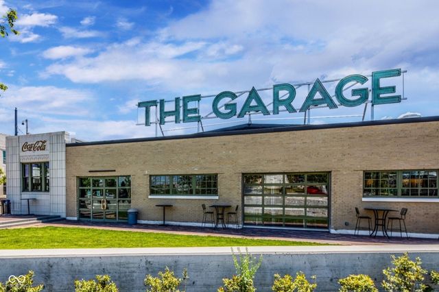 592 E Vermont Street, Indianapolis, IN 46202