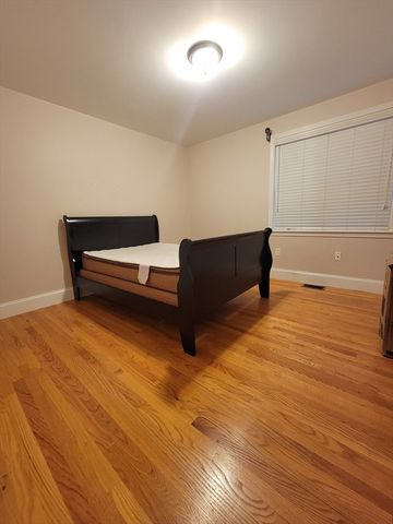 9 Elmore St 1, Boston, MA 02119