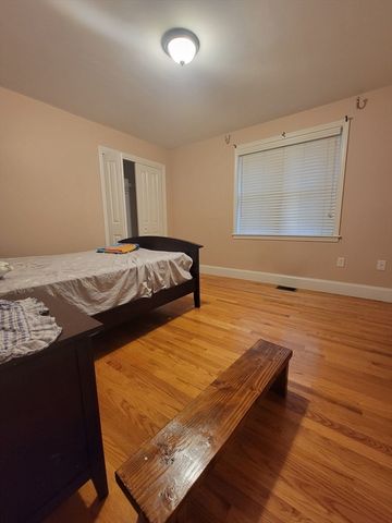 9 Elmore St 1, Boston, MA 02119