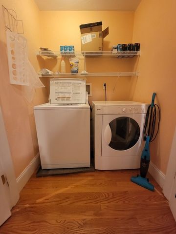 9 Elmore St 1, Boston, MA 02119