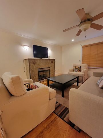 9 Elmore St 1, Boston, MA 02119