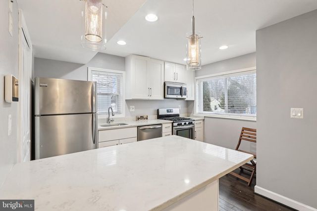 7815 JOHNSON AVE, Lanham, MD 20706