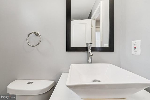 7815 JOHNSON AVE, Lanham, MD 20706