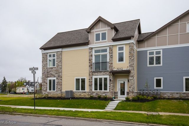 3218 Van Aken Boulevard, Shaker Heights, OH 44120