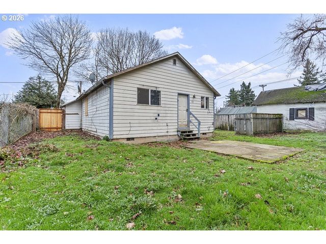 805 Se 197TH Ave, Portland, OR 97233