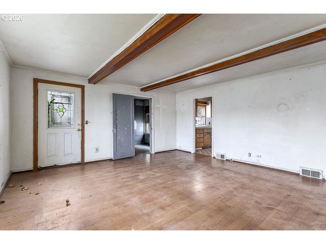 805 Se 197TH Ave, Portland, OR 97233